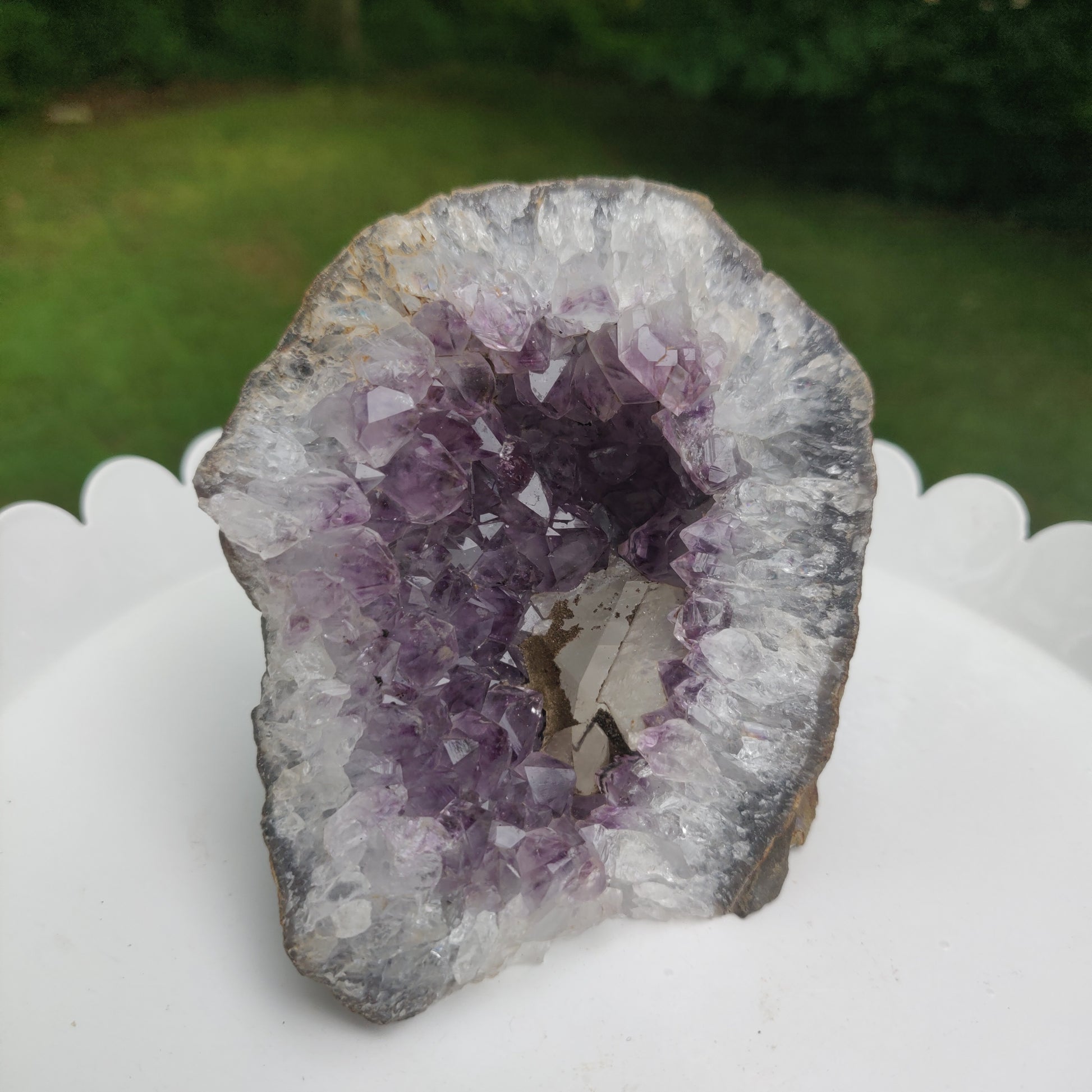 Amethyst Geode Free Form, Cut Base (#25) - Simply Affinity