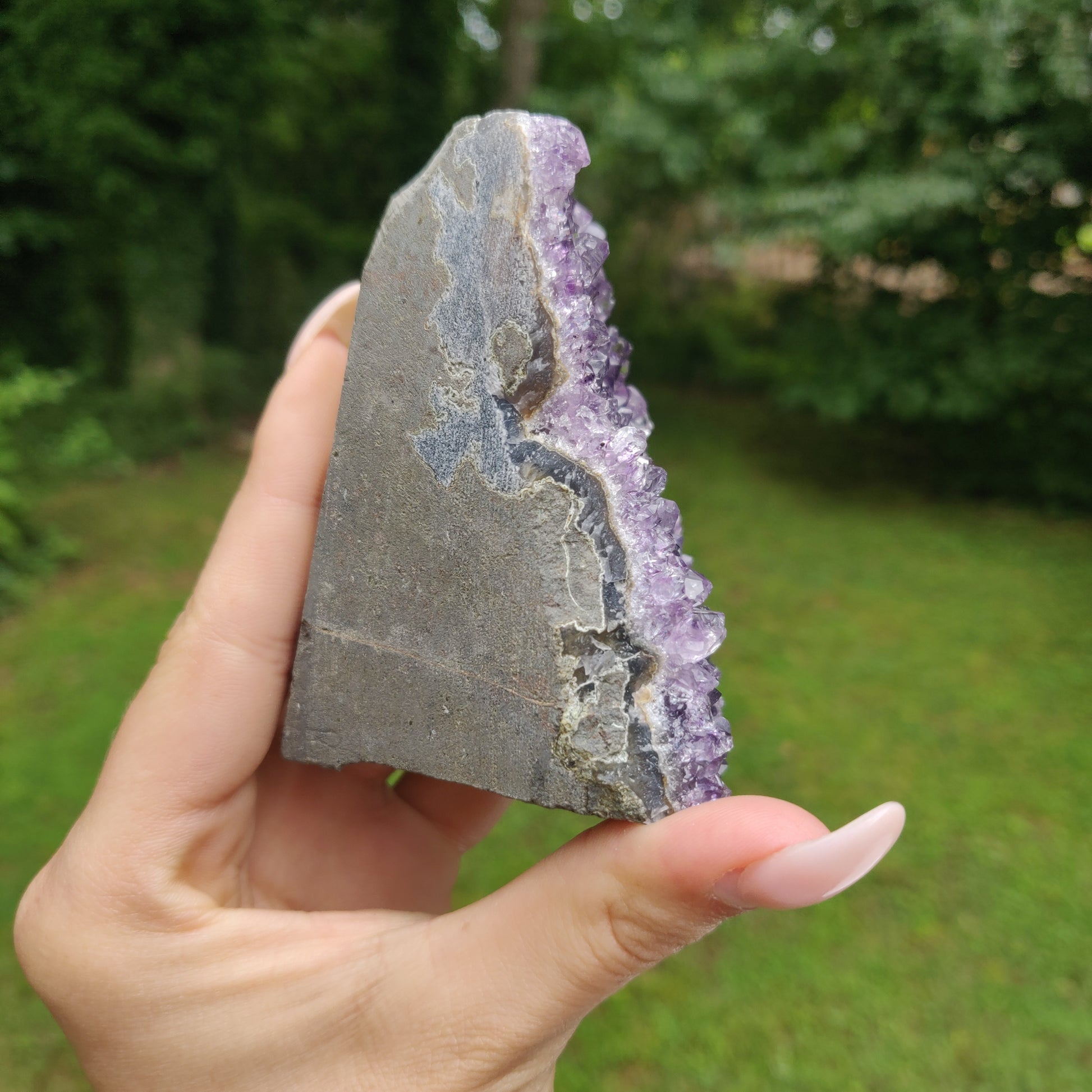 Amethyst Geode Free Form, Cut Base (#23) - Simply Affinity