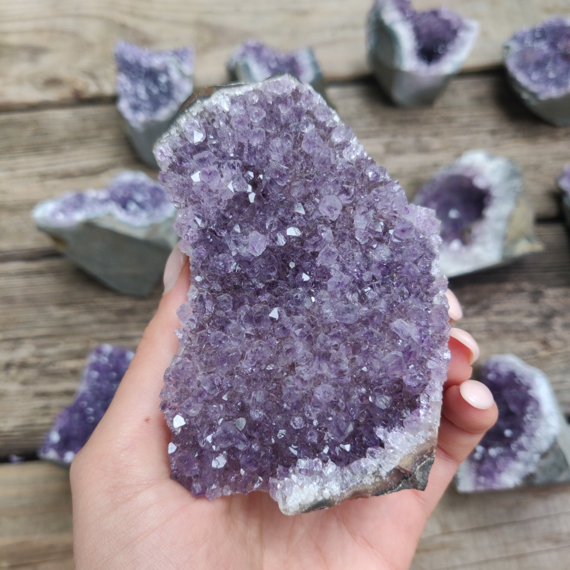 Amethyst Geode Free Form, Cut Base (#22) - Simply Affinity