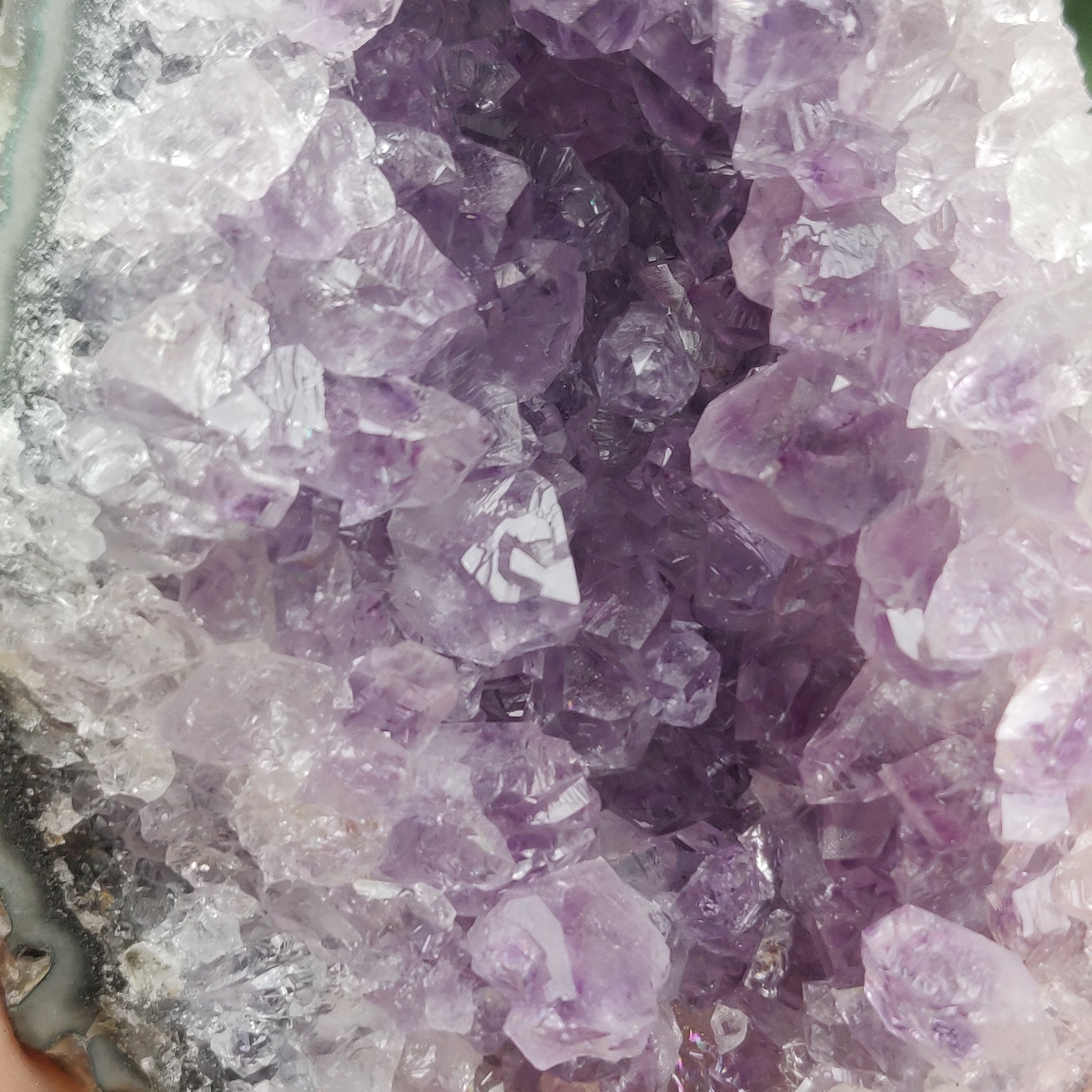 Amethyst Geode Free Form, Cut Base (#20) - Simply Affinity