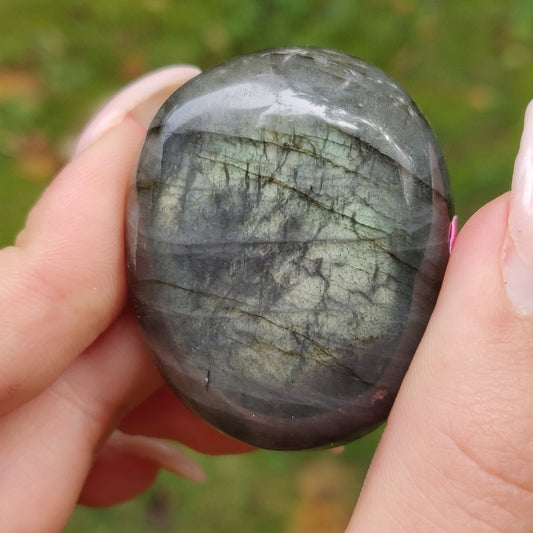 Labradorite Palm Stone (#235) - Simply Affinity