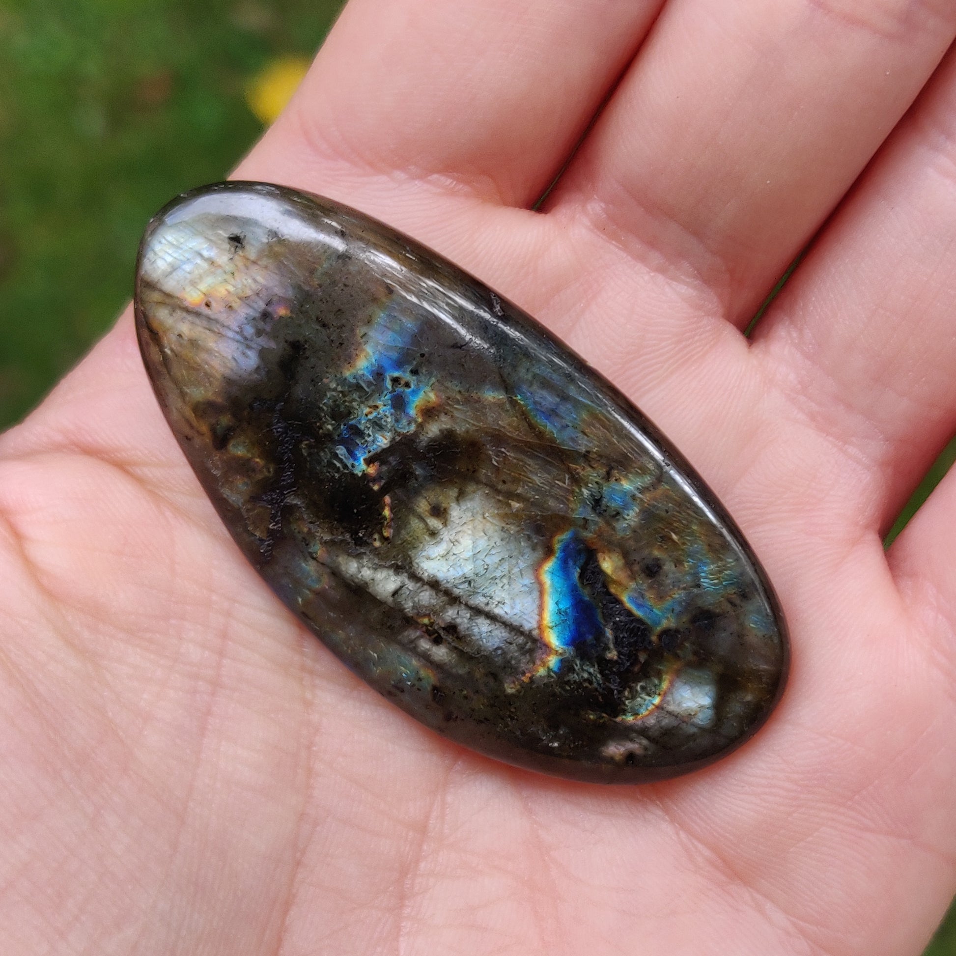 Labradorite Palm Stone (#178) - Simply Affinity