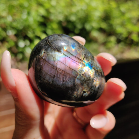 Labradorite Palm Stone (#95) - Simply Affinity