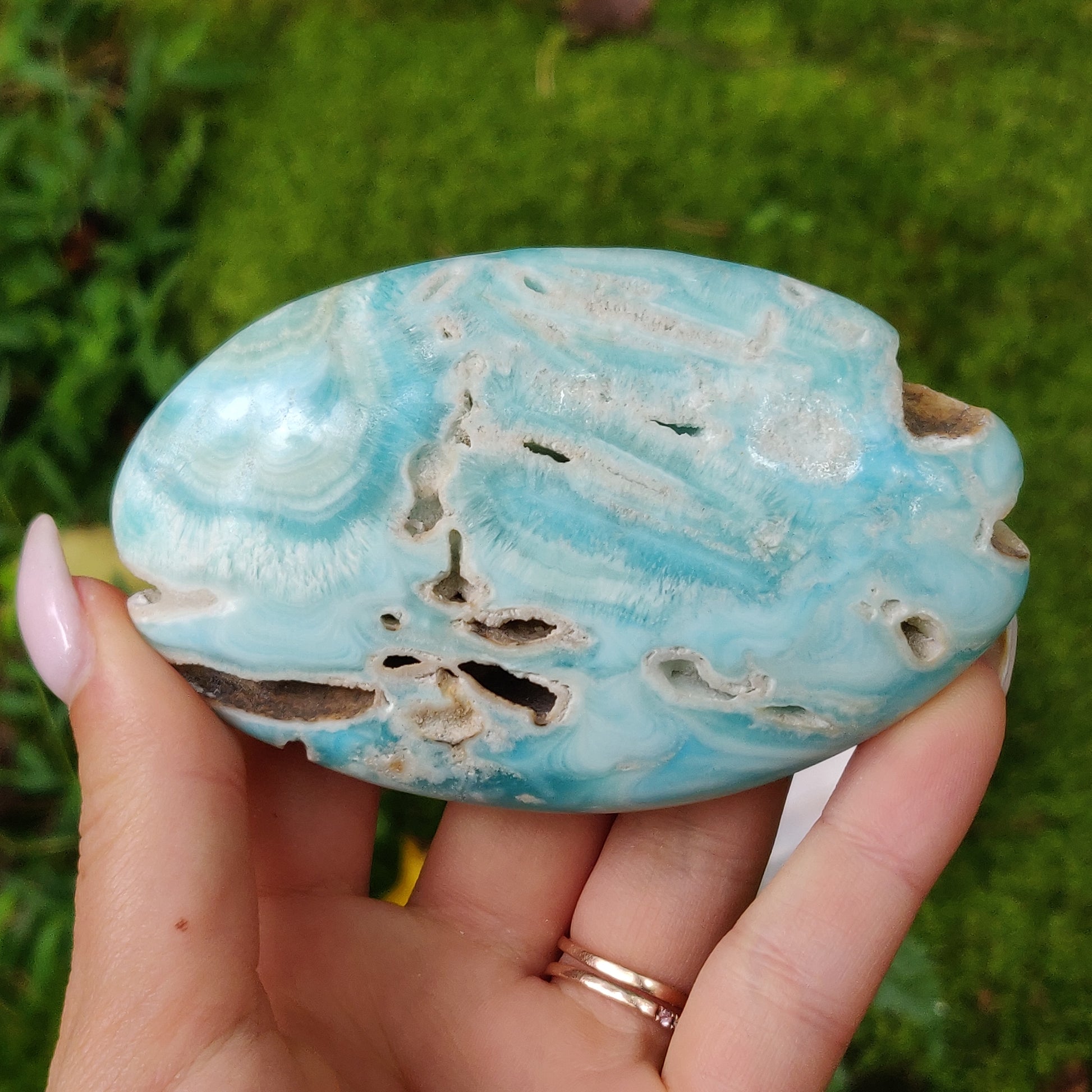 Blue Aragonite Palm Stone (#1) - Simply Affinity
