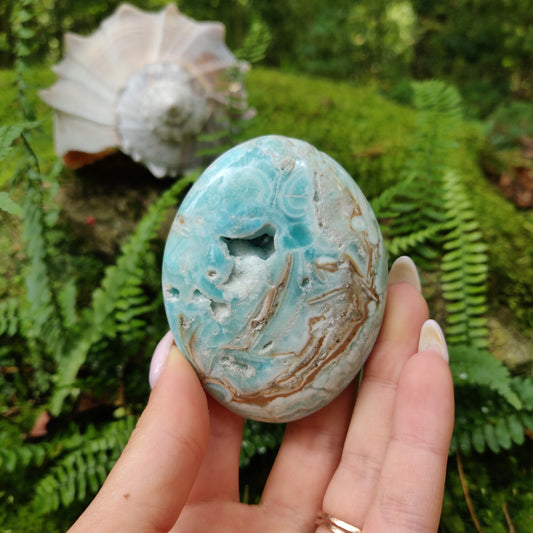 Blue Aragonite Palm Stone (#4) - Simply Affinity