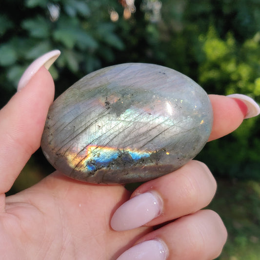 Labradorite Palm Stone (#241) - Simply Affinity