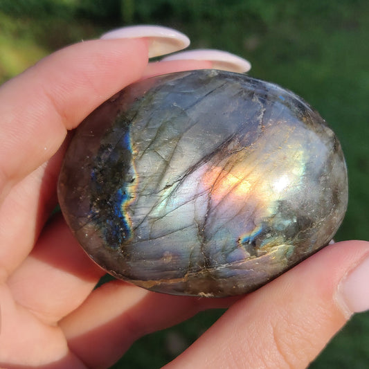 Labradorite Palm Stone (#246) - Simply Affinity