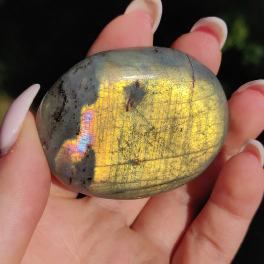 Labradorite Palm Stone (#253) - Simply Affinity