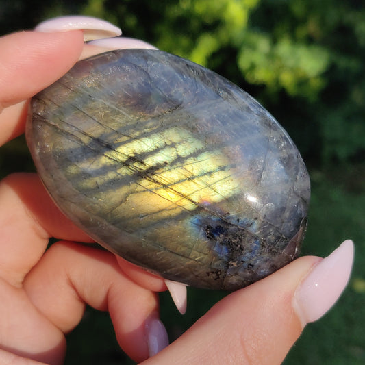 Labradorite Palm Stone (#255) - Simply Affinity