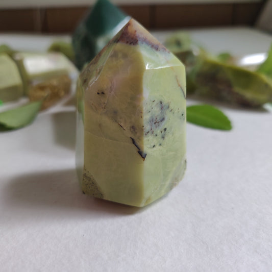Green Opal Point (#8) - Simply Affinity