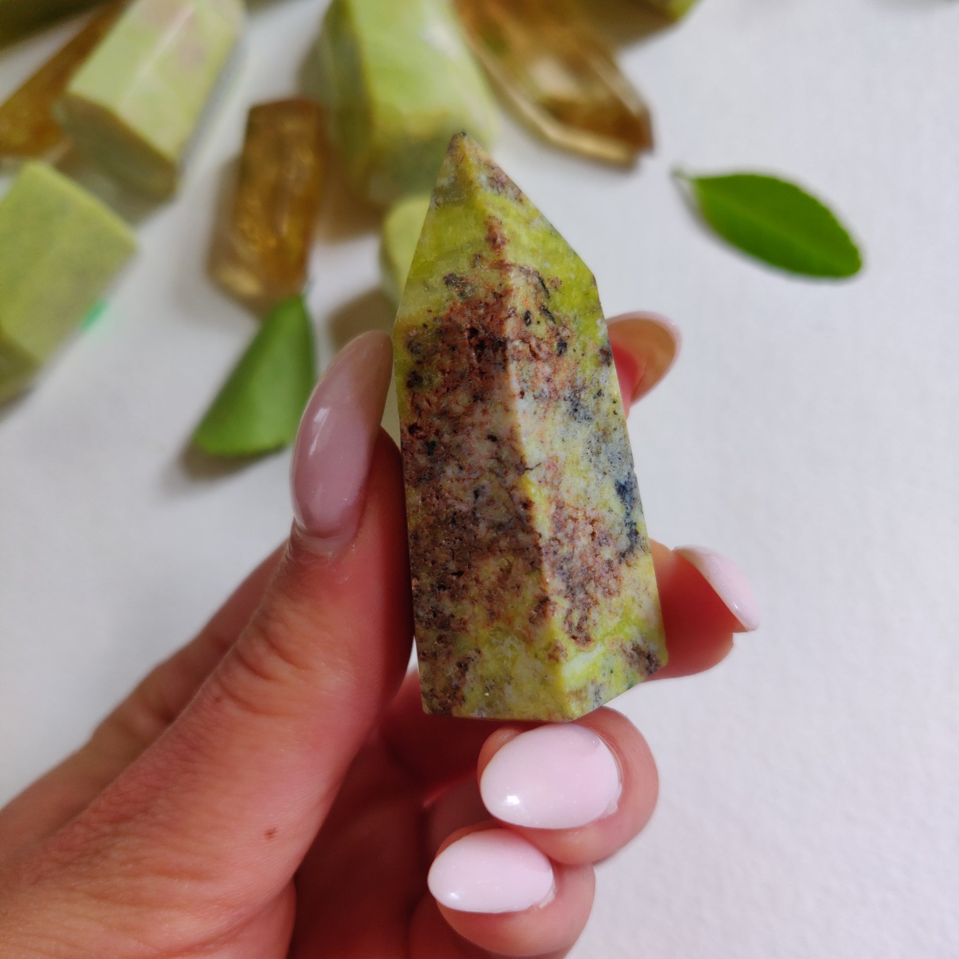 Green Opal Point (#10) - Simply Affinity