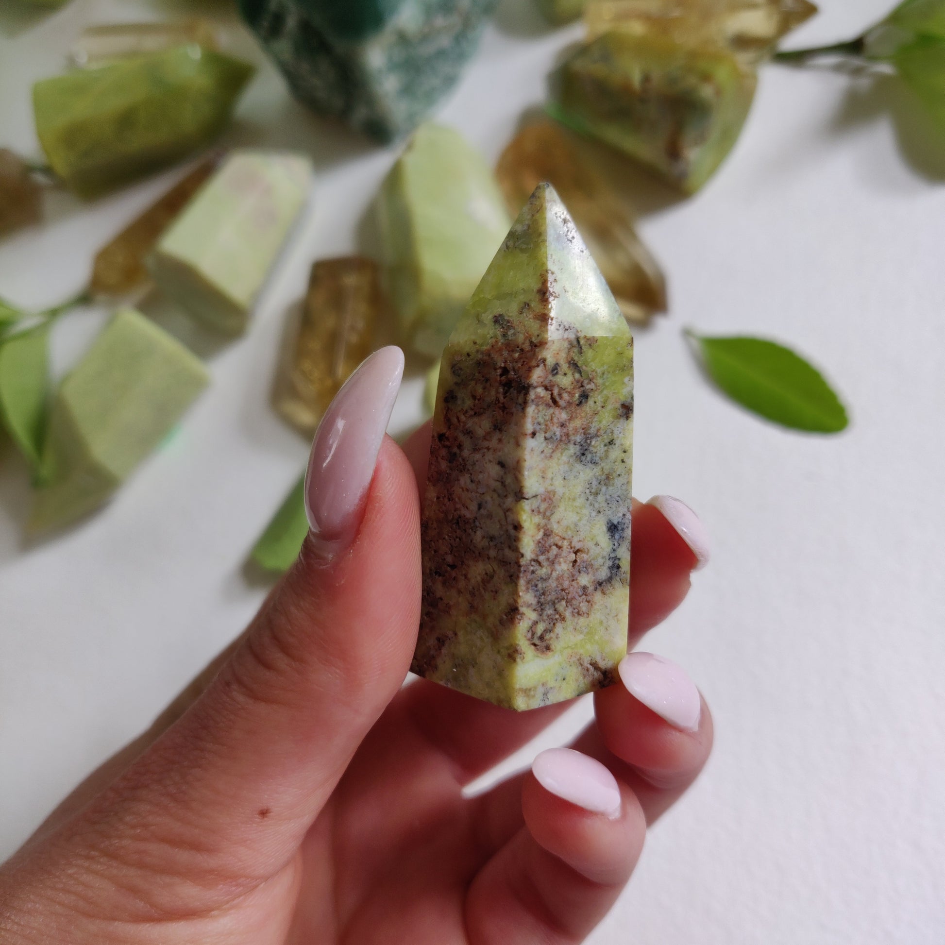 Green Opal Point (#10) - Simply Affinity