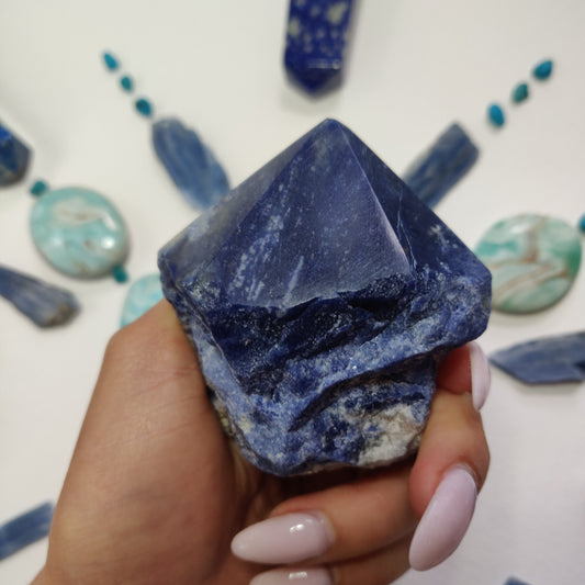 Sodalite Point (#12) - Simply Affinity