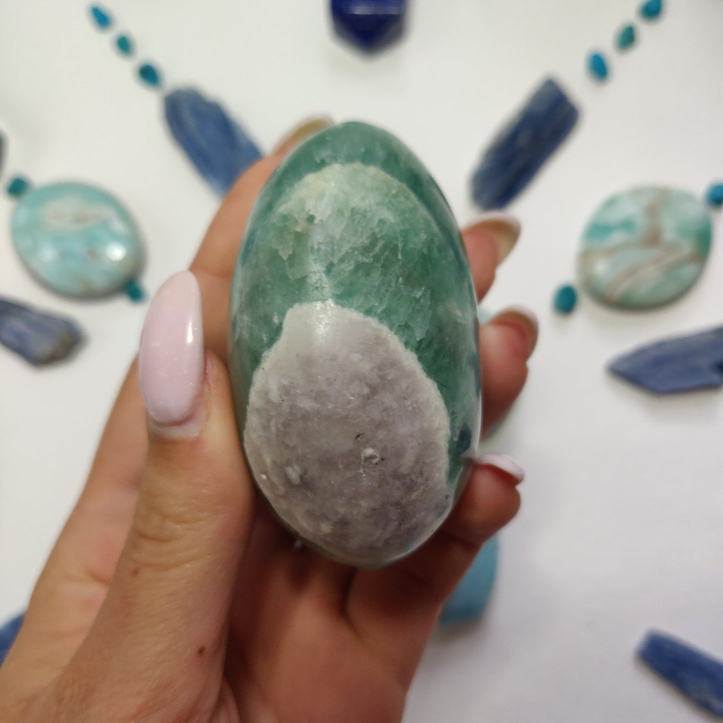 Fluorite Palm Stone (#9) - Simply Affinity
