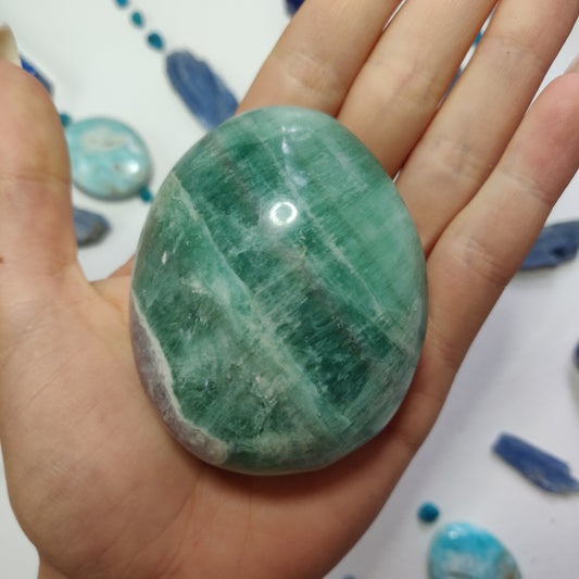 Fluorite Palm Stone (#9) - Simply Affinity