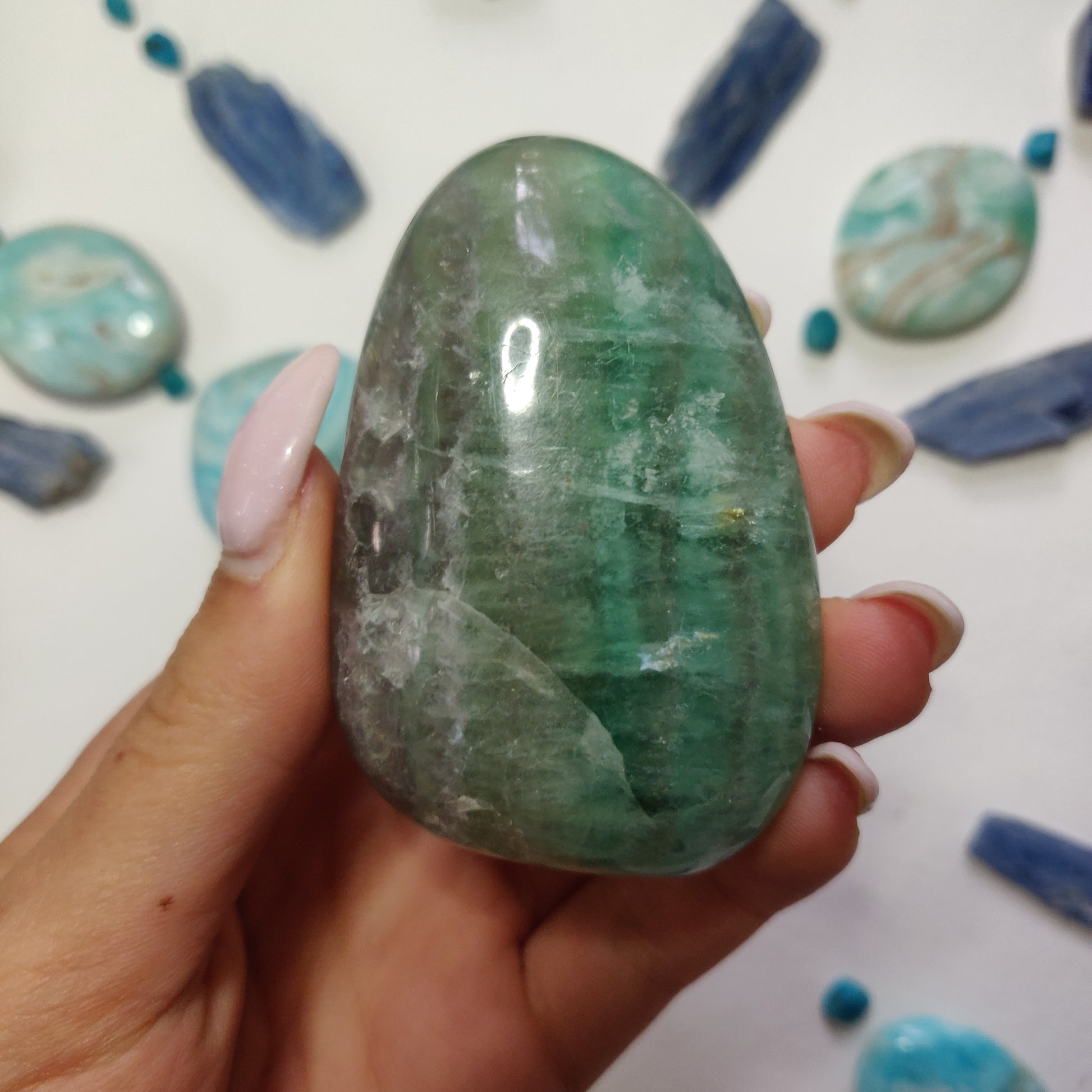 Fluorite Palm Stone (#10) - Simply Affinity