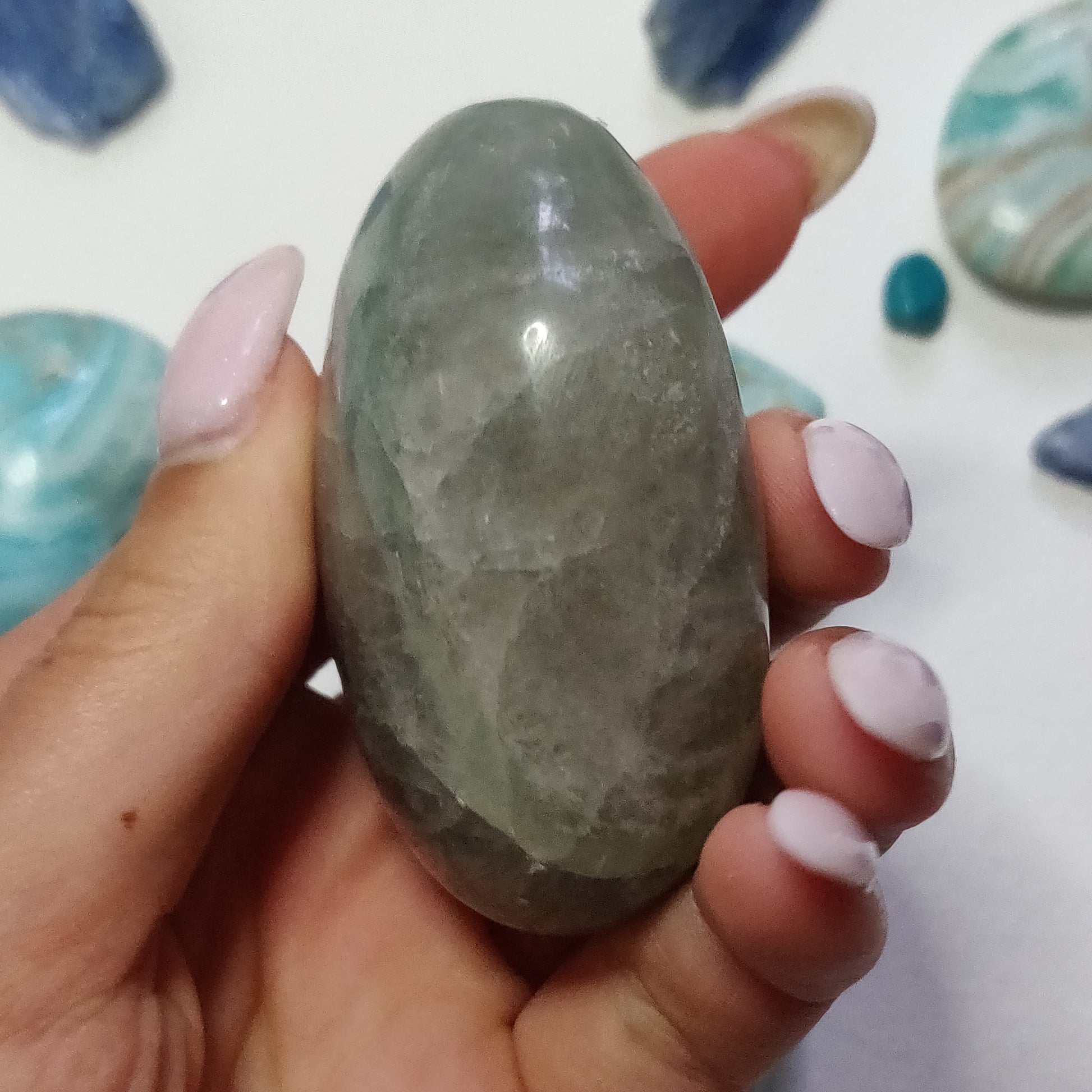 Fluorite Palm Stone (#12) - Simply Affinity