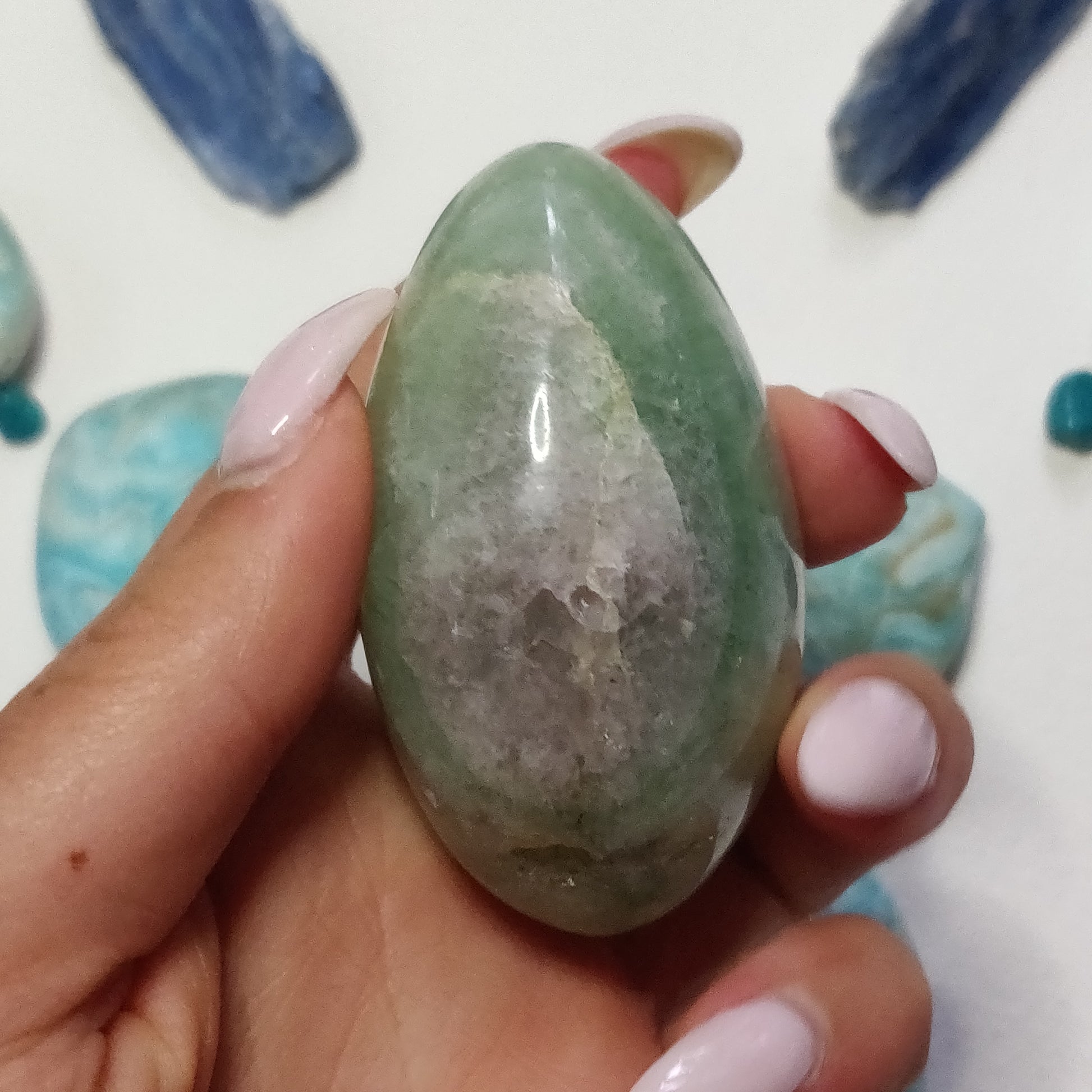 Fluorite Palm Stone (#13) - Simply Affinity