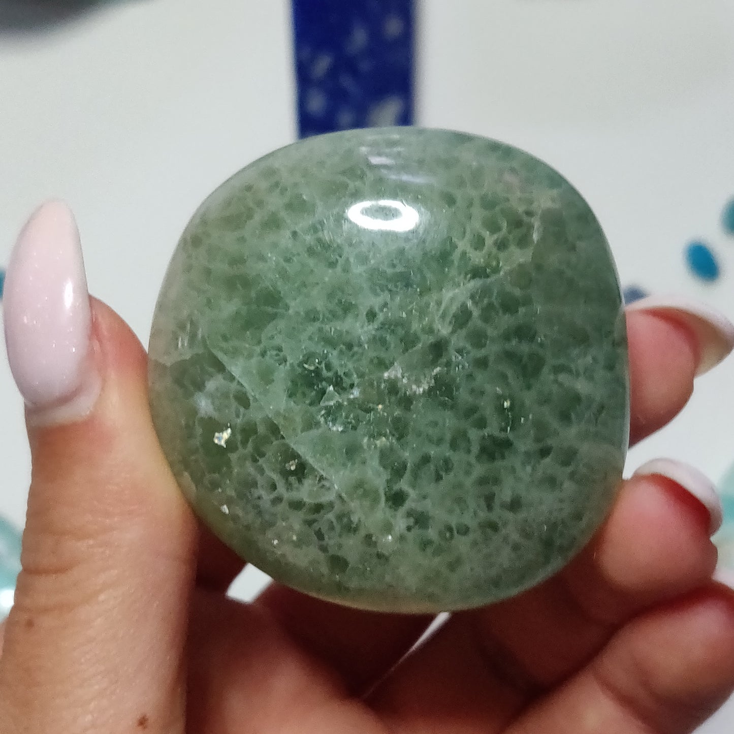 Fluorite Palm Stone (#17) - Simply Affinity