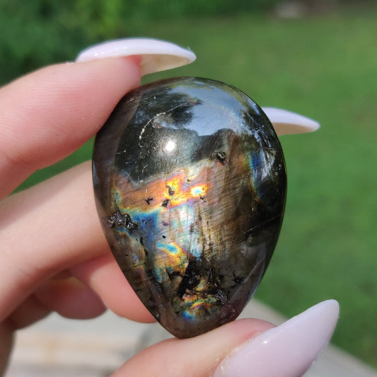 Labradorite Pocket Stone (#219) - Simply Affinity