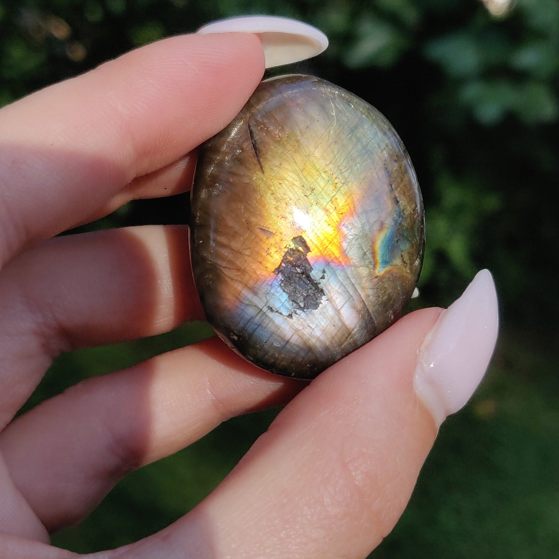 Labradorite Pocket Stone (#199) - Simply Affinity