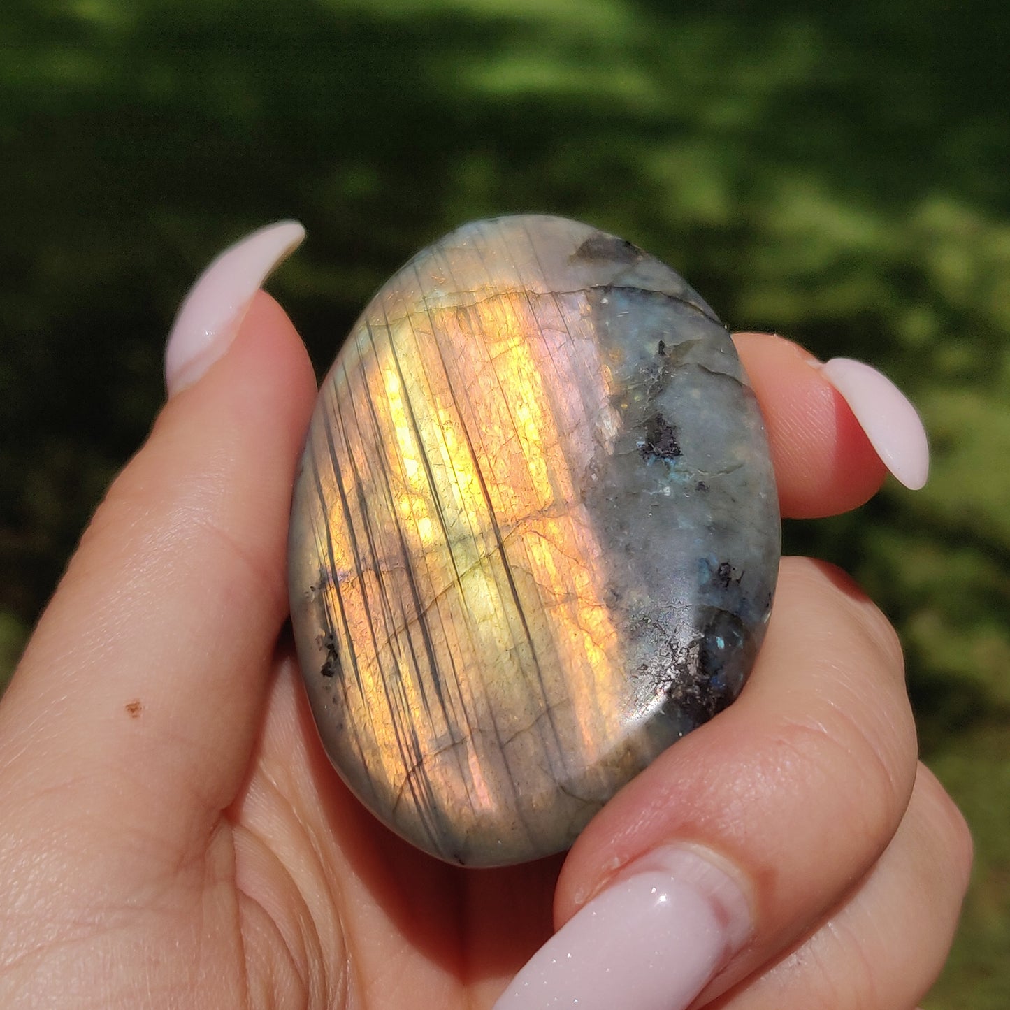 Labradorite Palm Stone (#65) - Simply Affinity