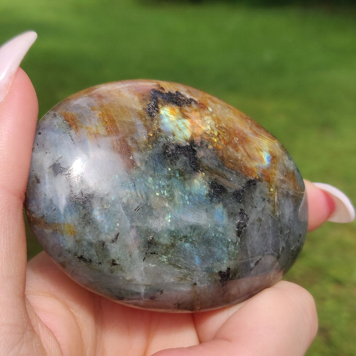 Labradorite Palm Stone (#81) - Simply Affinity