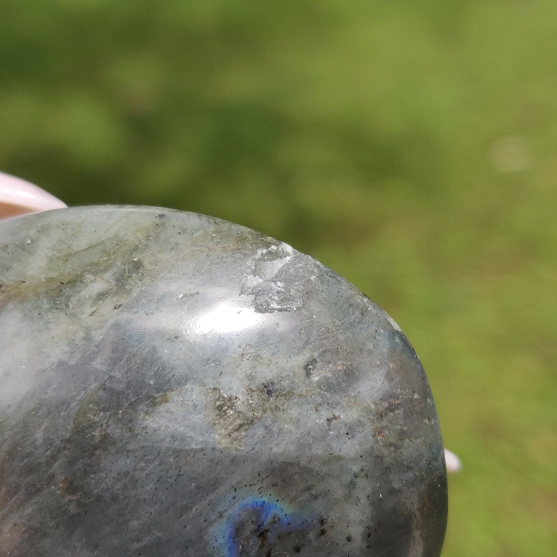 Labradorite Palm Stone (#96) - Simply Affinity