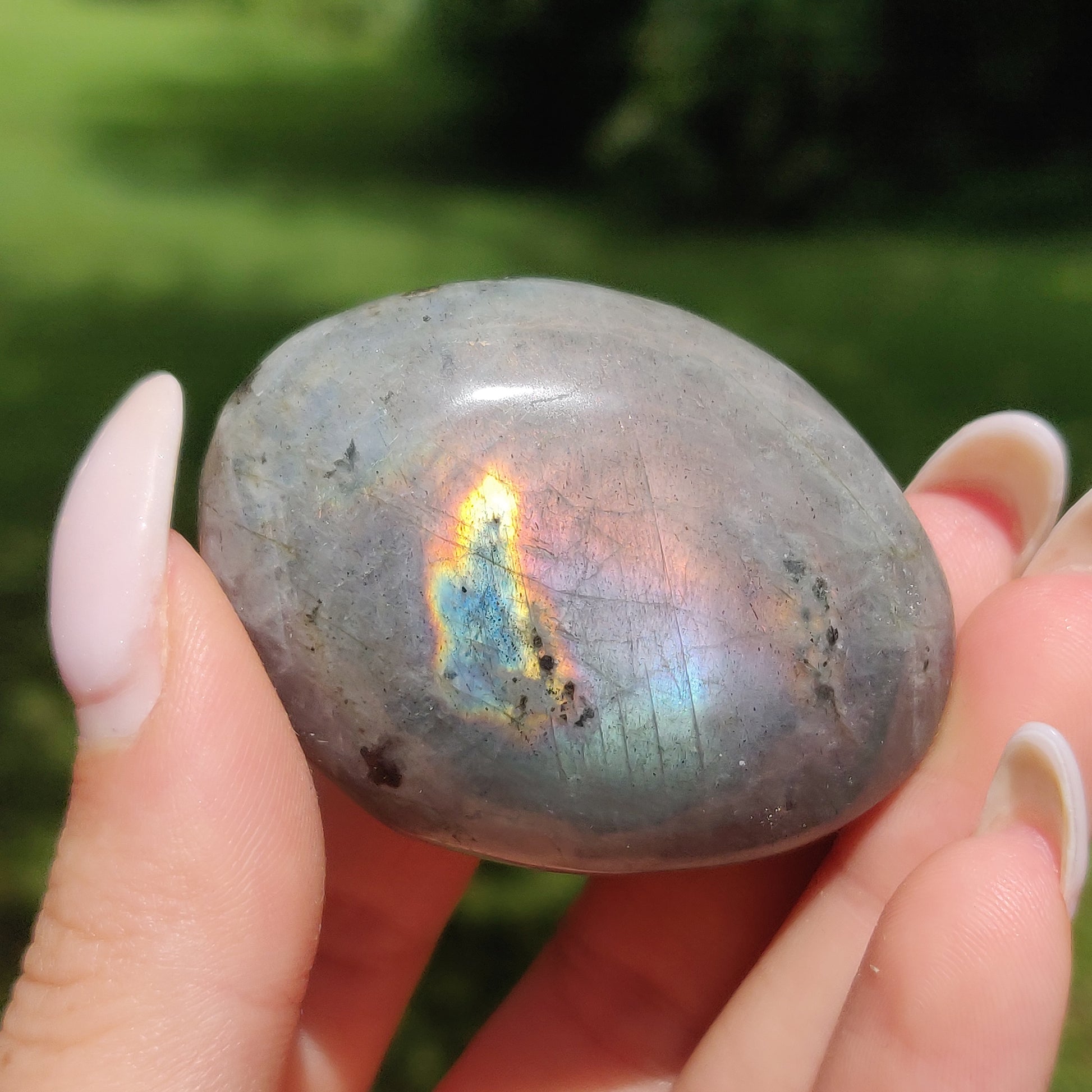 Labradorite Palm Stone (#184) - Simply Affinity
