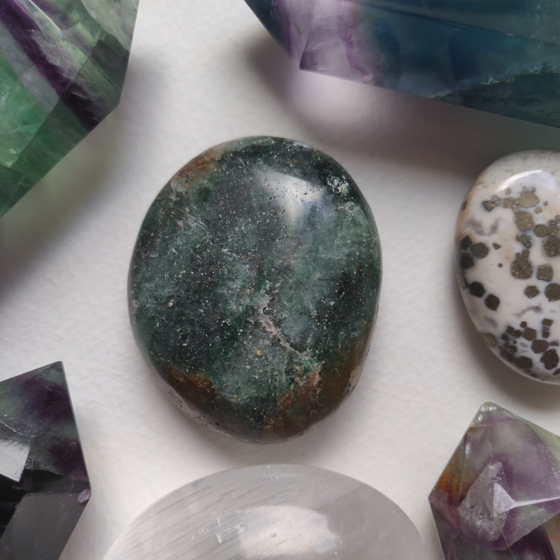 Fuchsite Palm Stone (#7) - Simply Affinity