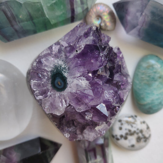 Amethyst Geode Free Form, Polished (#1A) - Simply Affinity