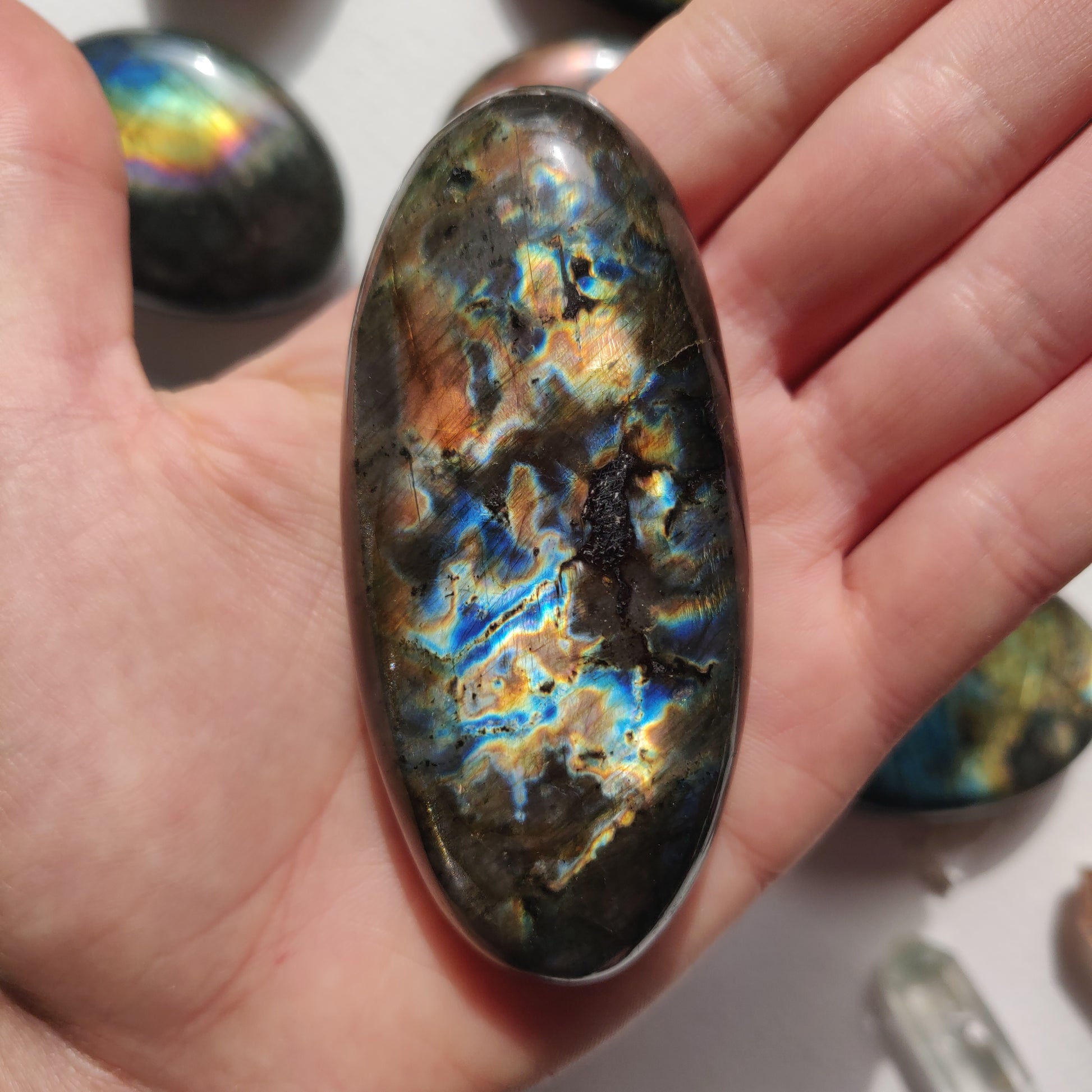 Labradorite Palm Stone (#174) - Simply Affinity