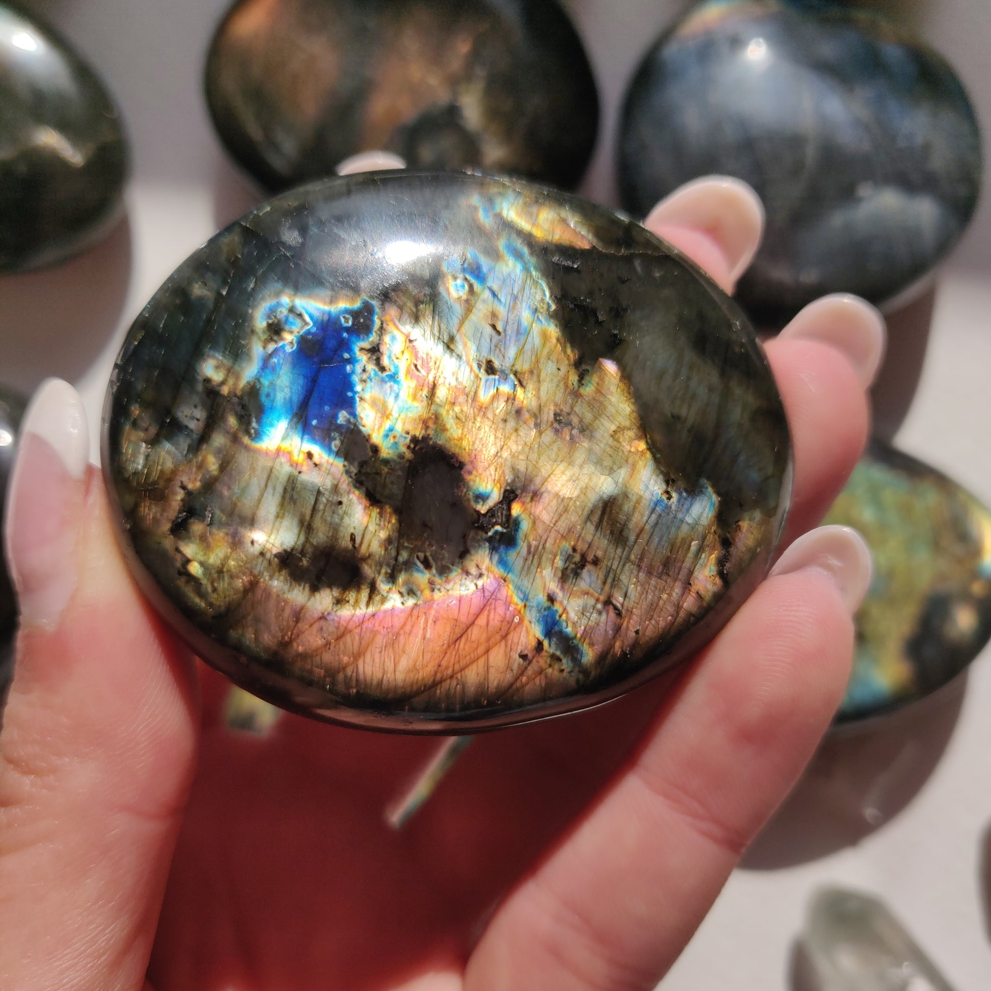Labradorite Palm Stone (#261) - Simply Affinity
