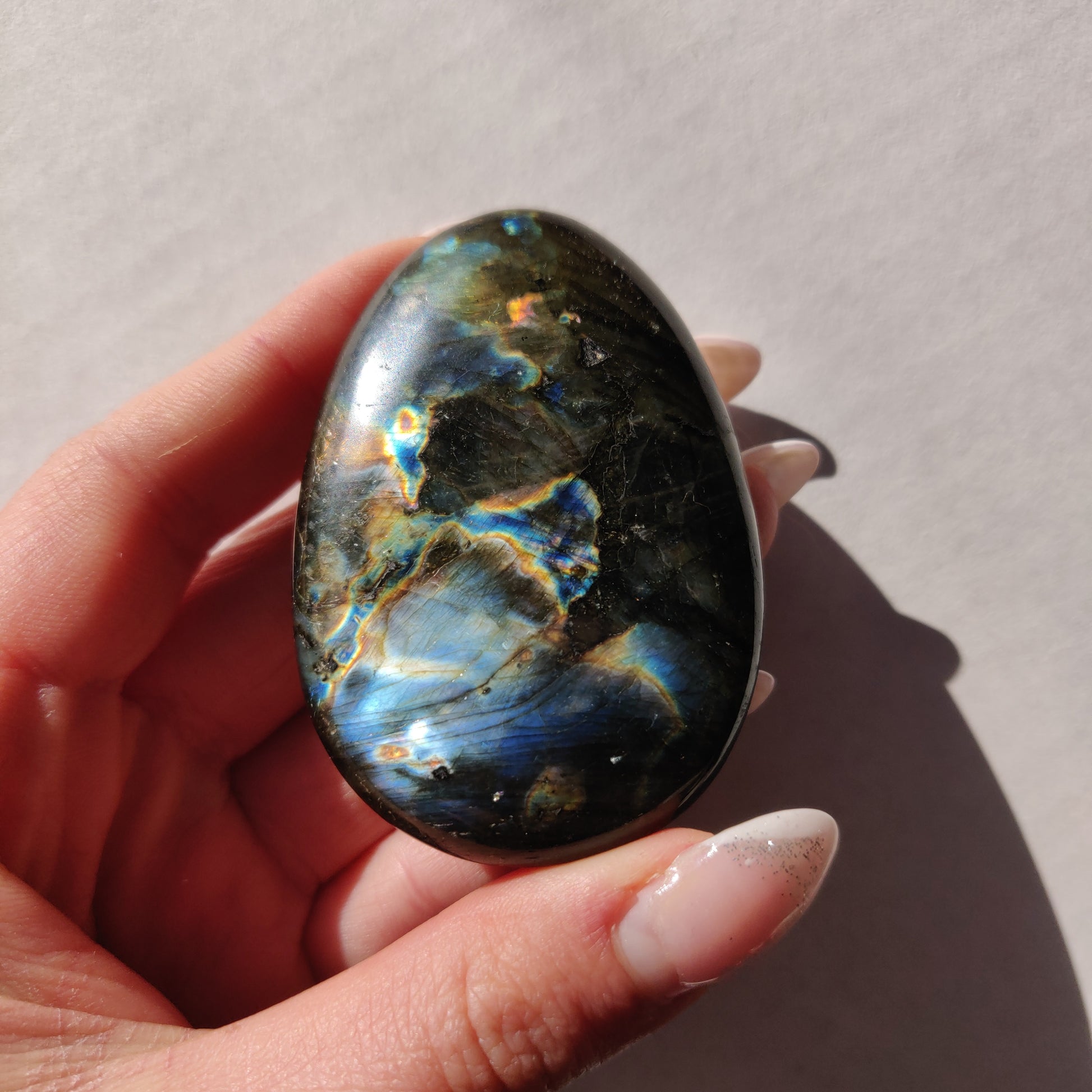 Labradorite Palm Stone (#35) - Simply Affinity