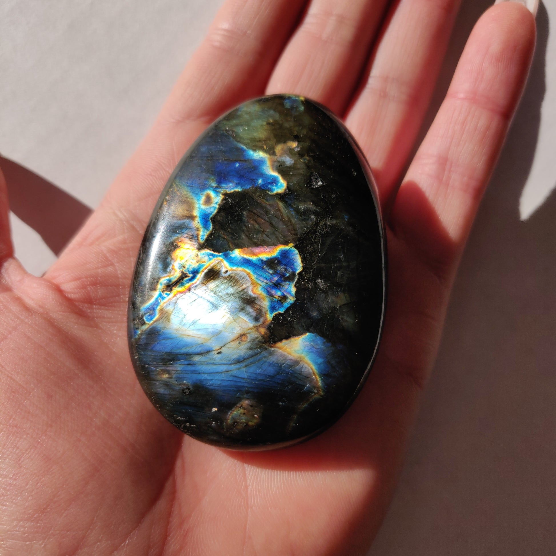 Labradorite Palm Stone (#35) - Simply Affinity