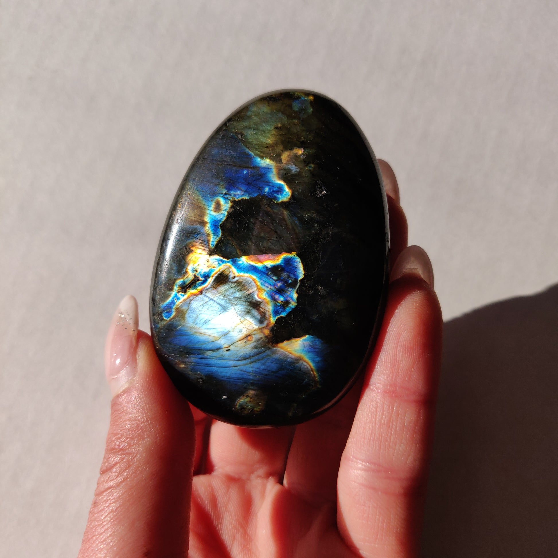 Labradorite Palm Stone (#35) - Simply Affinity
