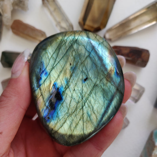 Labradorite Palm Stone (#46) - Simply Affinity
