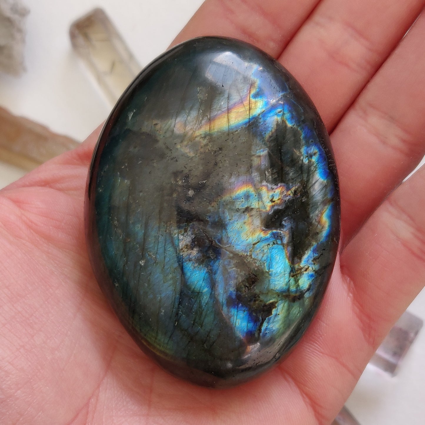 Labradorite Palm Stone (#103) - Simply Affinity