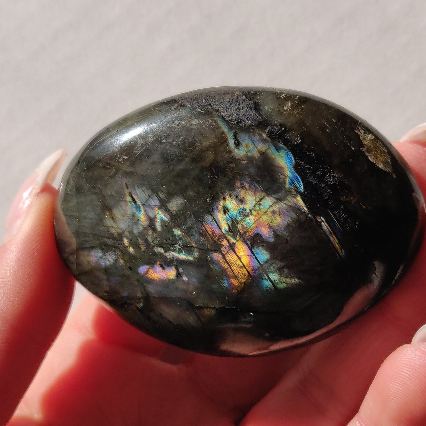 Labradorite Palm Stone (#103) - Simply Affinity