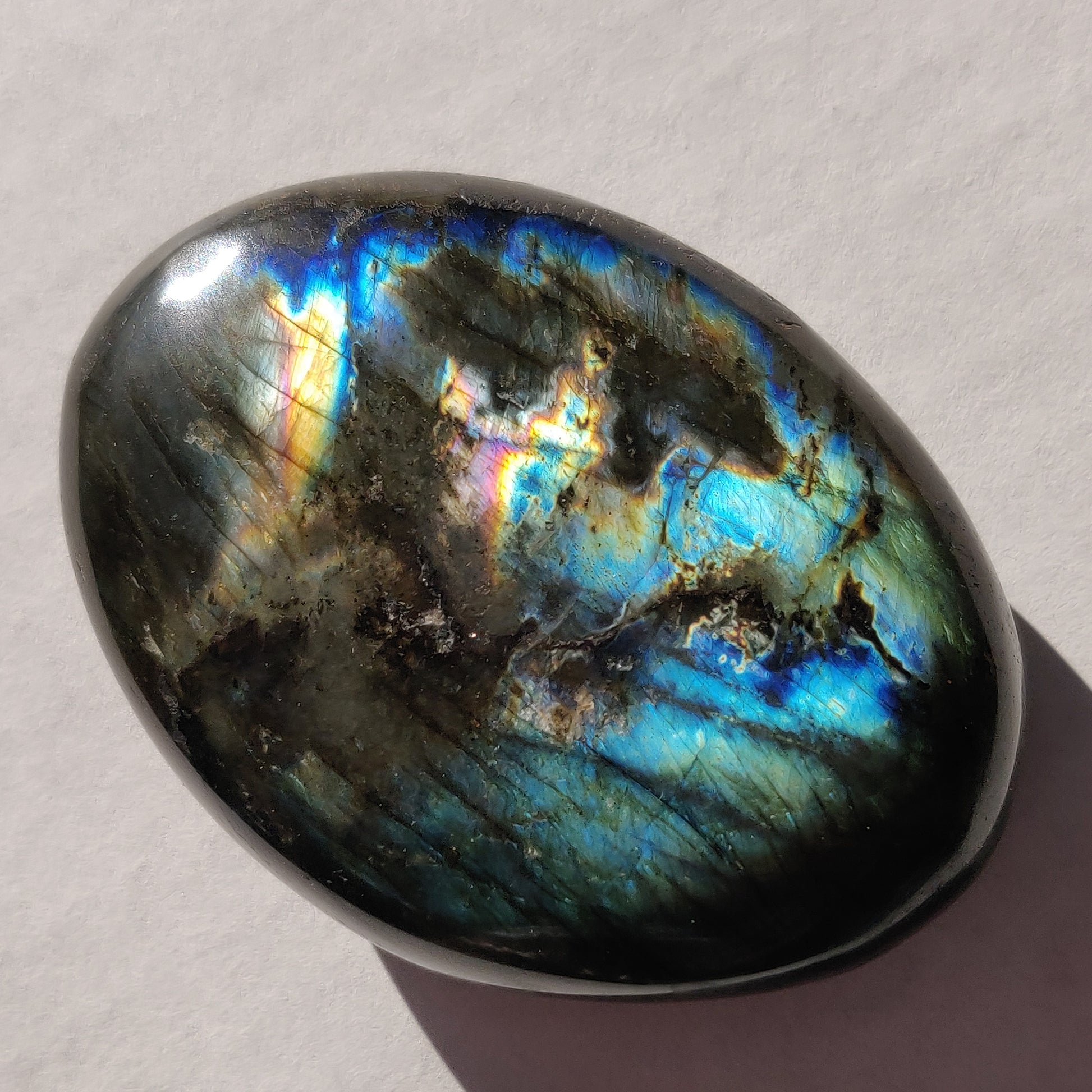 Labradorite Palm Stone (#103) - Simply Affinity