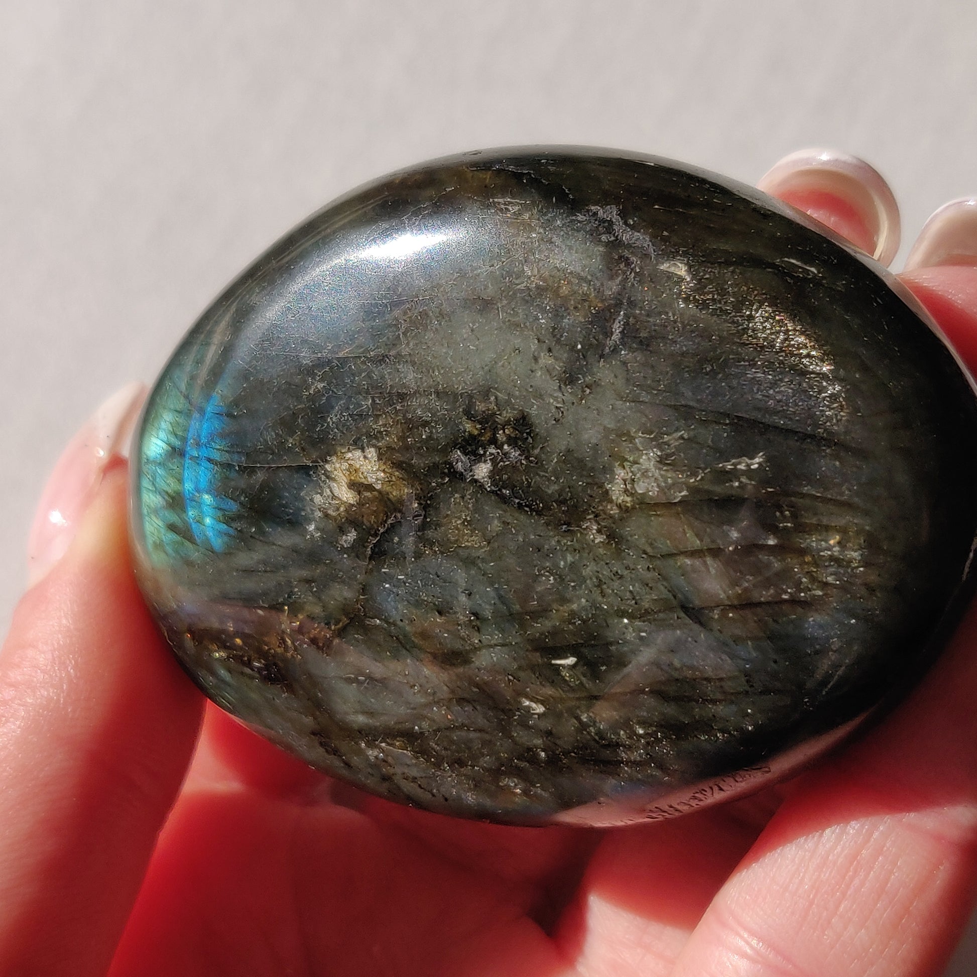 Labradorite Palm Stone (#103) - Simply Affinity