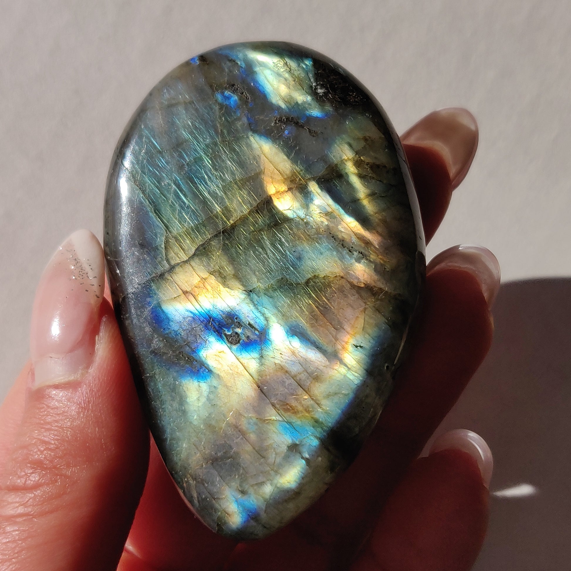 Labradorite Palm Stone (#162) - Simply Affinity