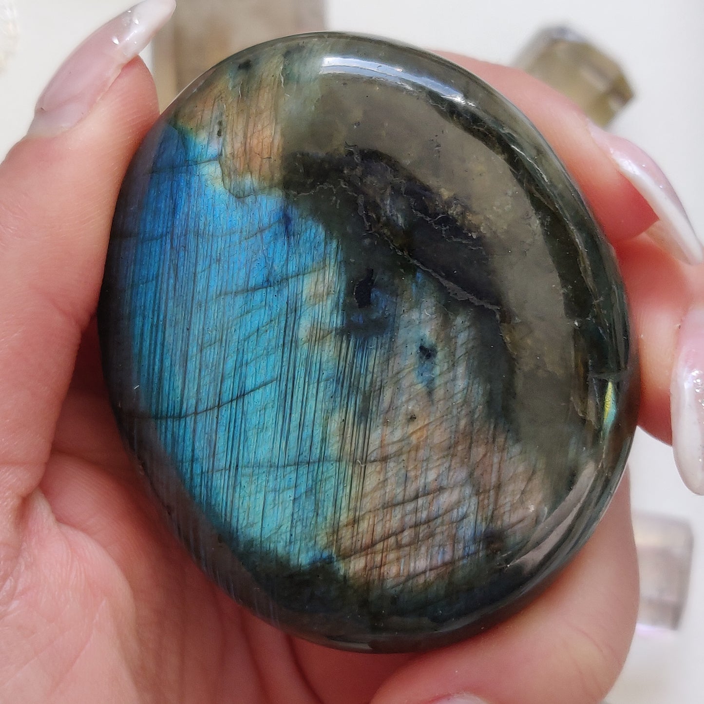 Labradorite Palm Stone (#167) - Simply Affinity