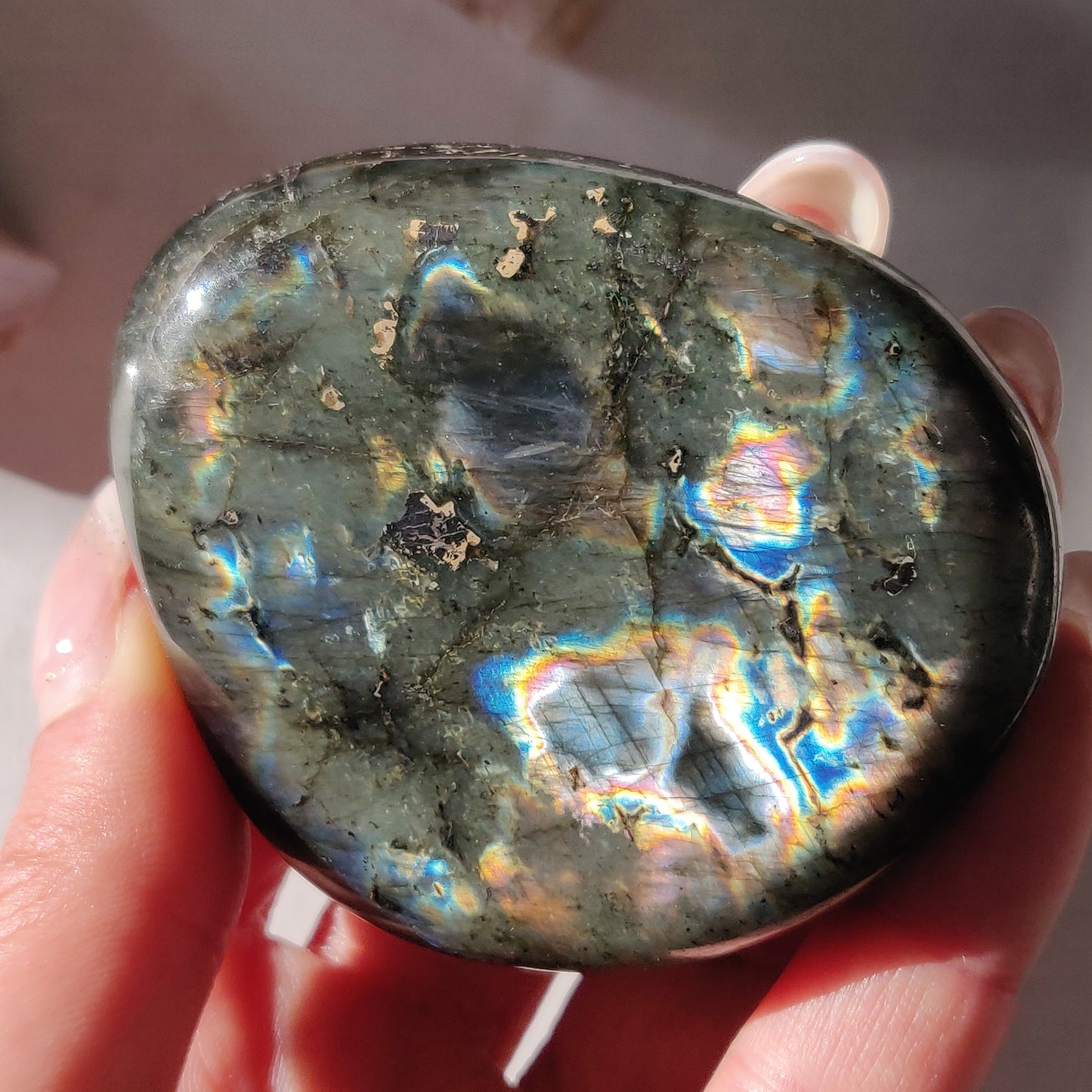 Labradorite Palm Stone (#215) - Simply Affinity