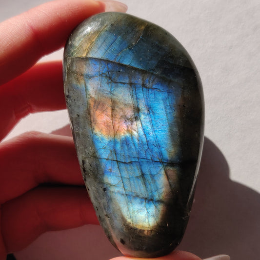 Labradorite Palm Stone (#222) - Simply Affinity