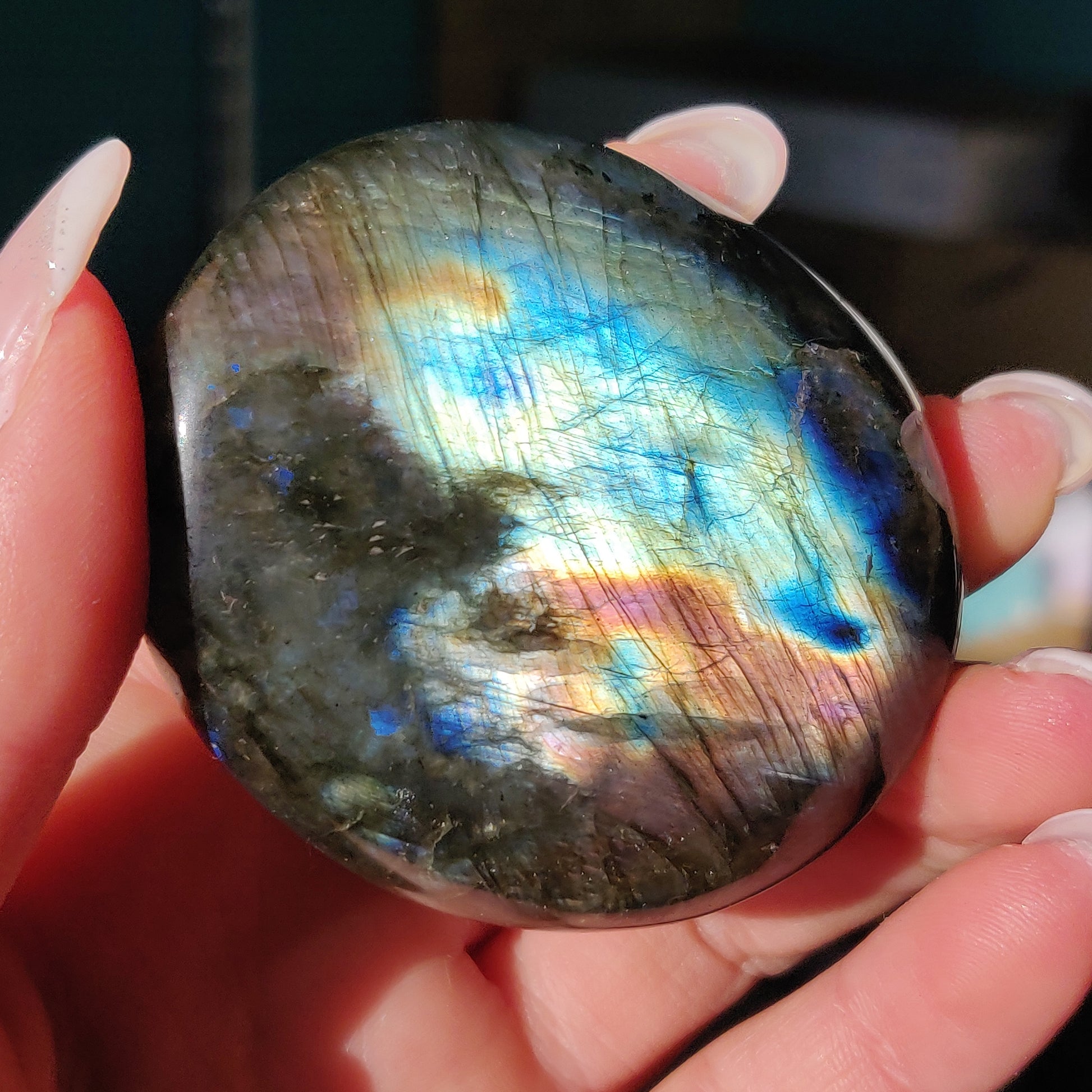 Labradorite Palm Stone (#279) - Simply Affinity