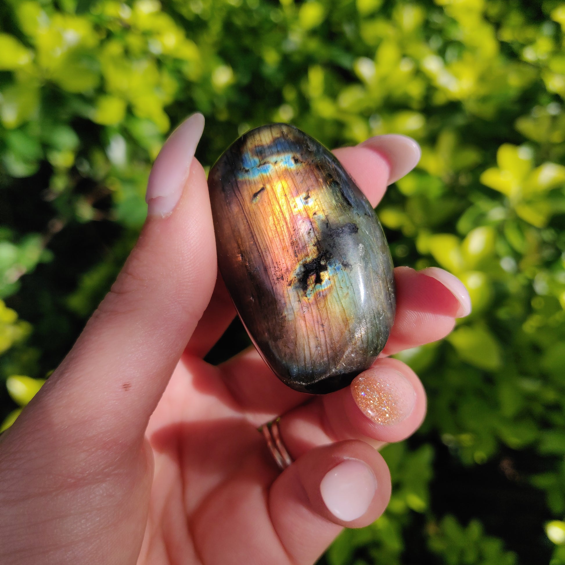 Labradorite Palm Stone (#285) - Simply Affinity