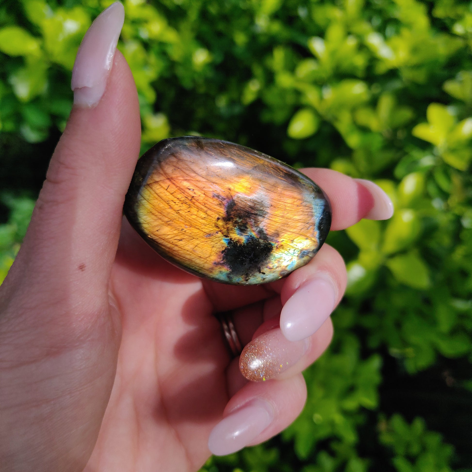 Labradorite Palm Stone (#285) - Simply Affinity
