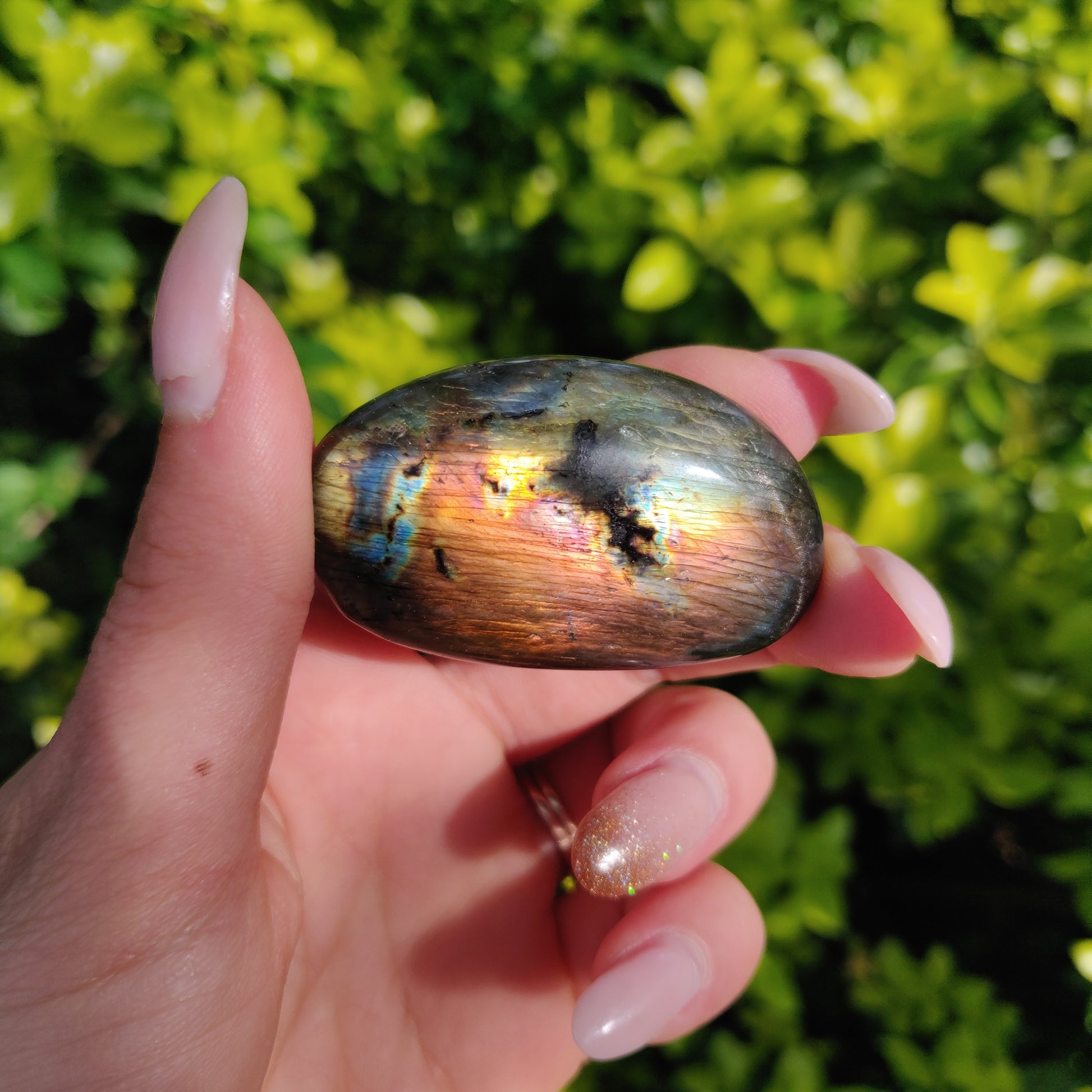 Labradorite Palm Stone (#285) - Simply Affinity