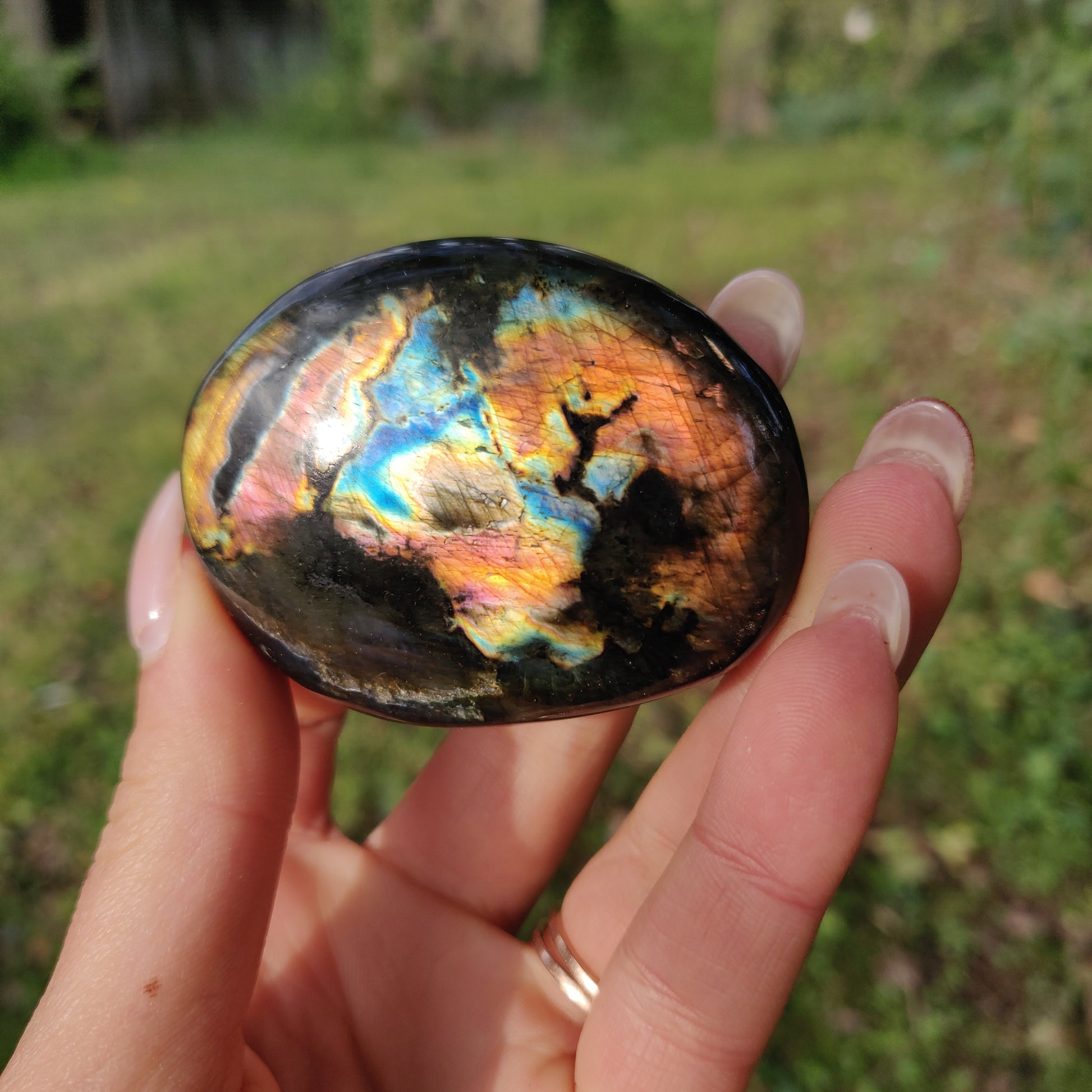 Labradorite Palm Stone (#66) - Simply Affinity